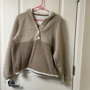 Outdoor Voices Megafleece Pullover in Oatmeal size XS